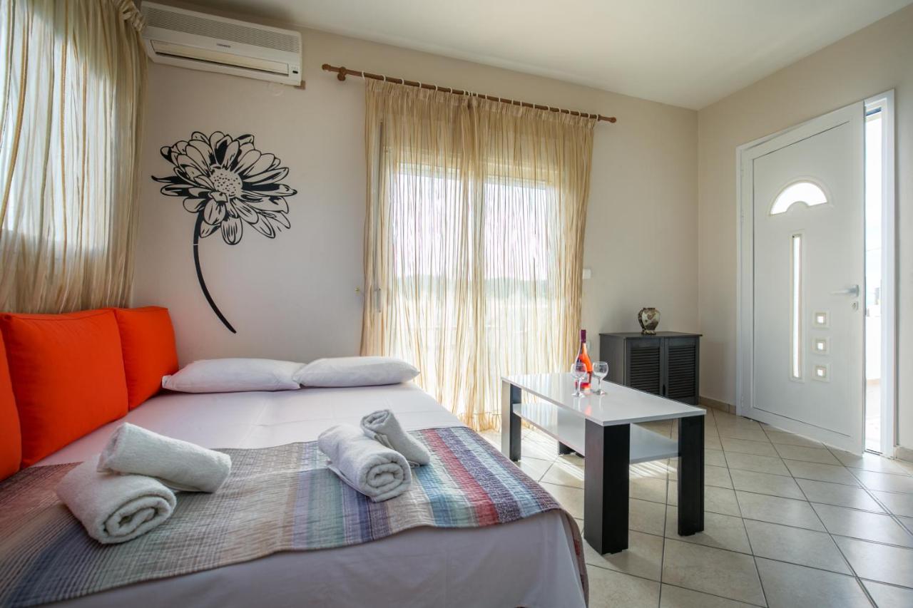 פוטוס Kapahi Magic Hotel Apartments מראה חיצוני תמונה